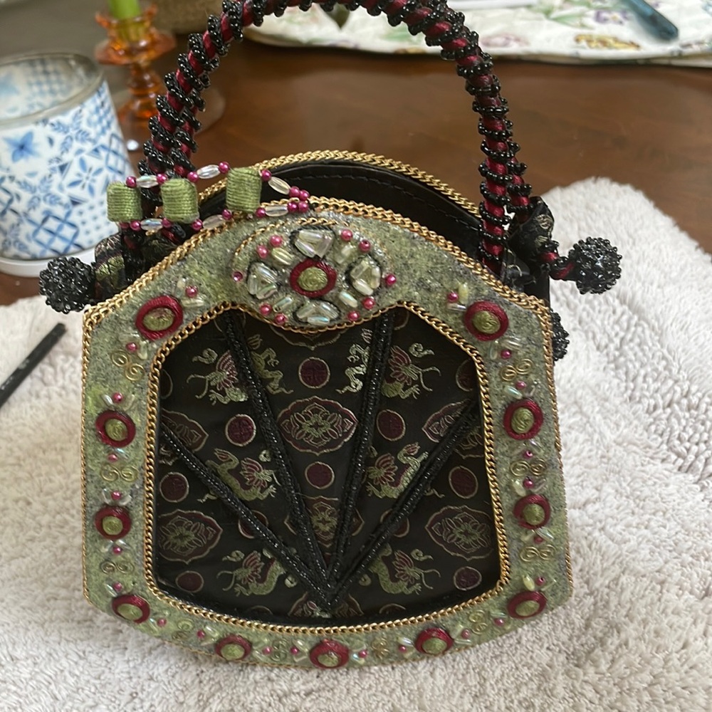NWOT Mary Frances beaded purse